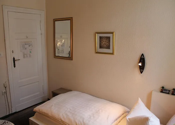 Columbus Am Kurfürstendamm 2*