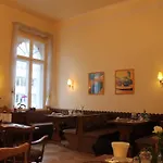 Columbus Am Kurfurstendamm 2*