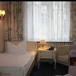 Penzion Columbus Am Kurfurstendamm 2*