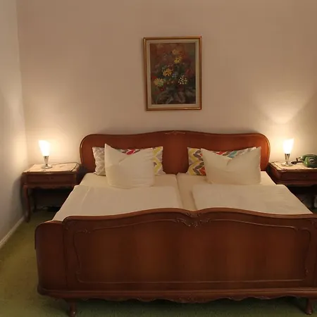 Guest house Columbus Am Kurfurstendamm 2*