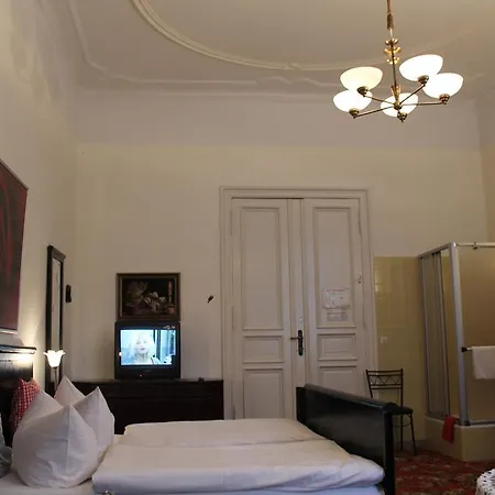 Guest house Columbus Am Kurfurstendamm 2*