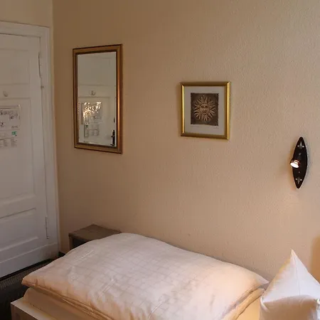 Columbus Am Kurfurstendamm 2*