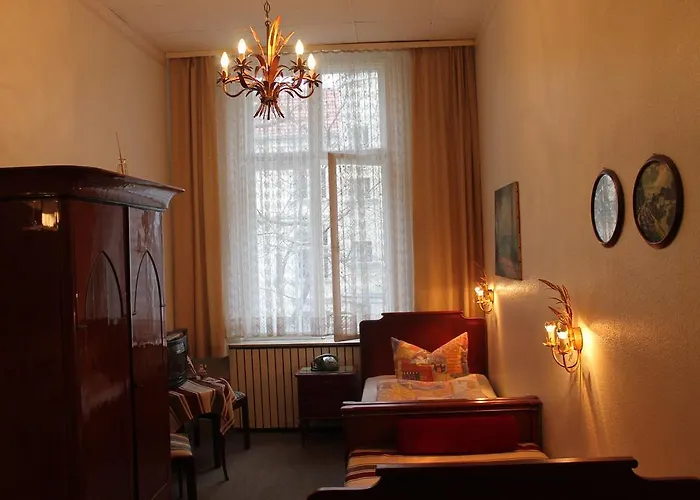 Columbus Am Kurfurstendamm Konukevi