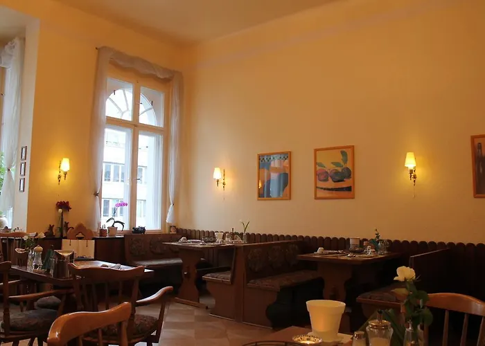 Columbus Am Kurfurstendamm 2*