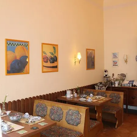 Vendégház Columbus Am Kurfurstendamm 2*