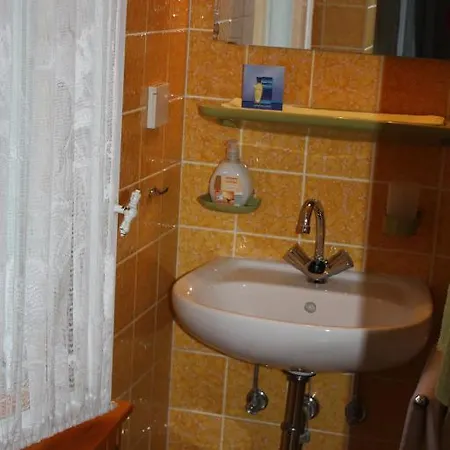 Vendégház Columbus Am Kurfurstendamm 2*